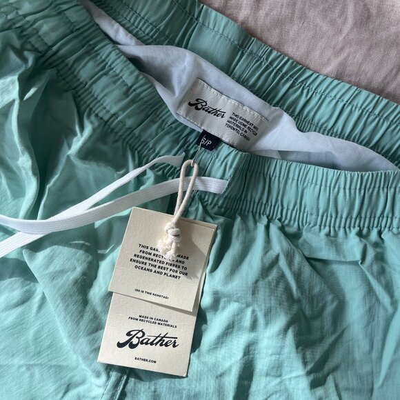 Men’s NEW Bathers Size Small Green Swim Trunks - Picture 4 of 4